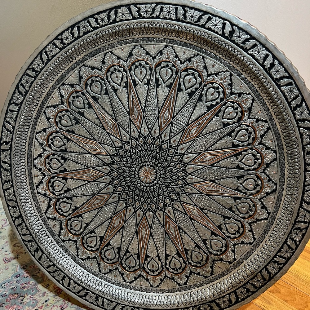 Oriental Copper Handhammerwork Round Tray - Picture 1 of 7
